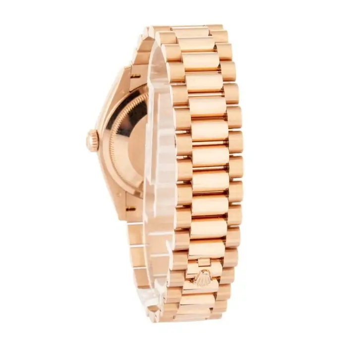 Clean Factory Supreme Rolex Day-Date 36 128235 Everose Gold - Image 4