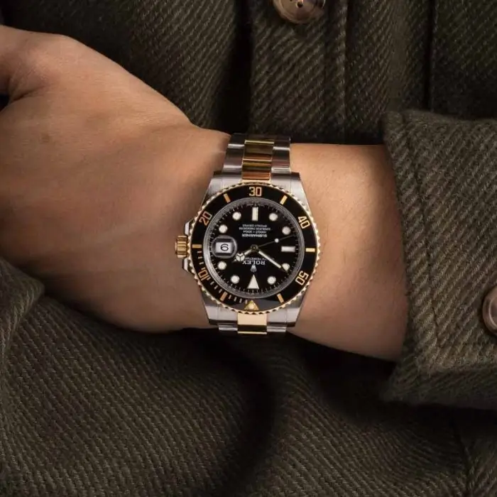 Supreme Rolex Submariner 126613LN Best Clone Steel Gold - Image 5